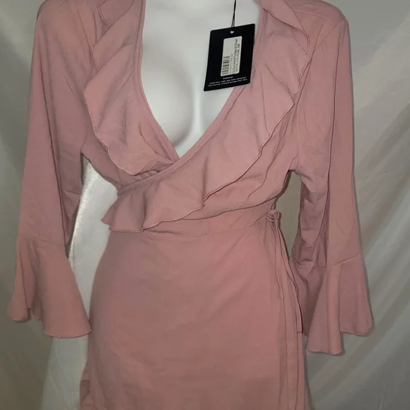 open lace back dress Letitia Pale Pink Square-Neck Floral Detailed Wrap Midi Dress – Club L  London main image 0